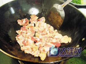 爽脆海帶結炒肉片的做法(圖解)-