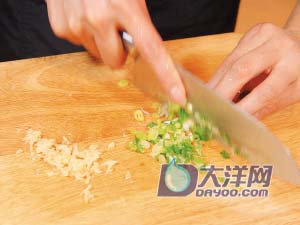 暖胃補血糯米排骨的做法(圖解)-