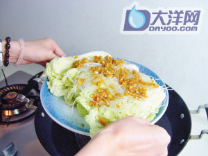 蒜蓉粉絲娃娃菜的做法(圖解)-
