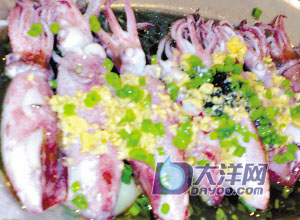 薑蔥蒸魷魚的做法-