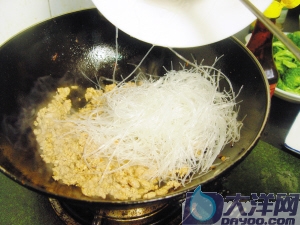 一品鮮蝦粉絲的做法