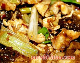 白炒墨魚卷的做法·美食中國圖片-meishichina.com