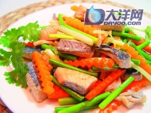 五彩馬鮫魚條的做法（圖文）-